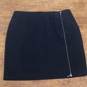 Banana Republic black skirt